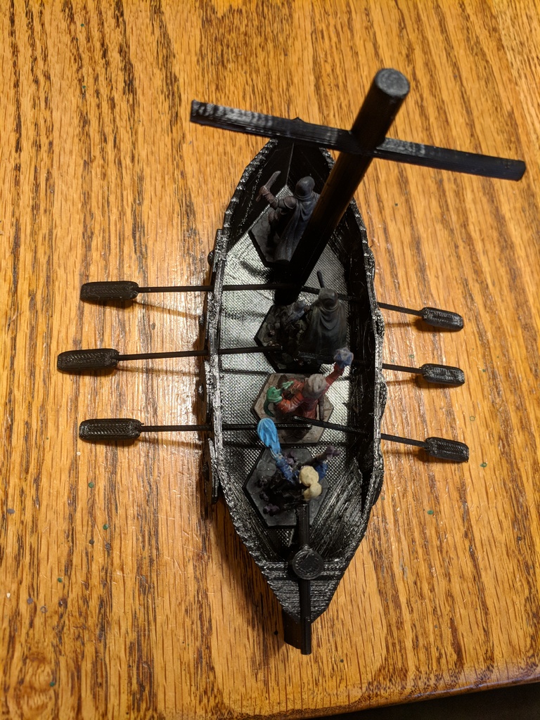 Длинное судно DnD с веслами и мачтой