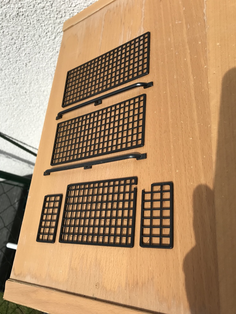 RC4WD Defender D90 Решетка окон