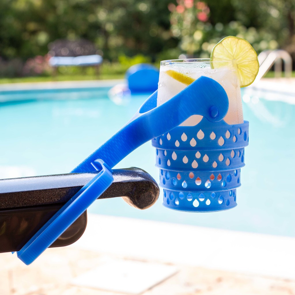 Универсальный подстаканник для кресел с открытыми подлокотниками