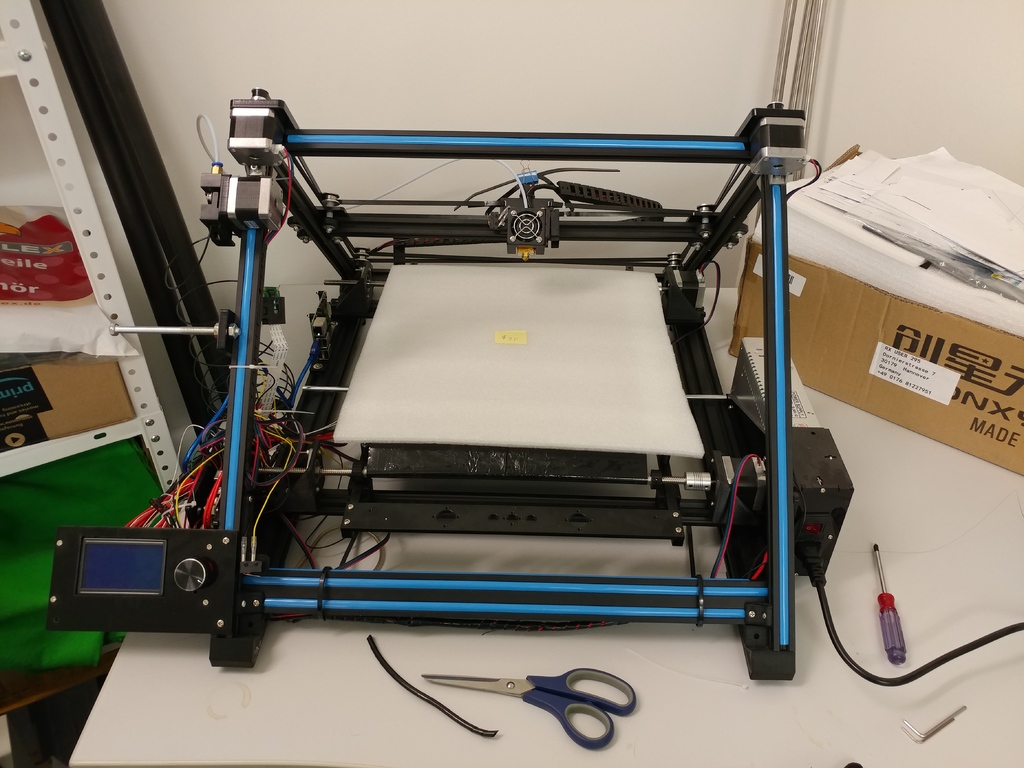 Доступный 3D-принтер с ременным приводом