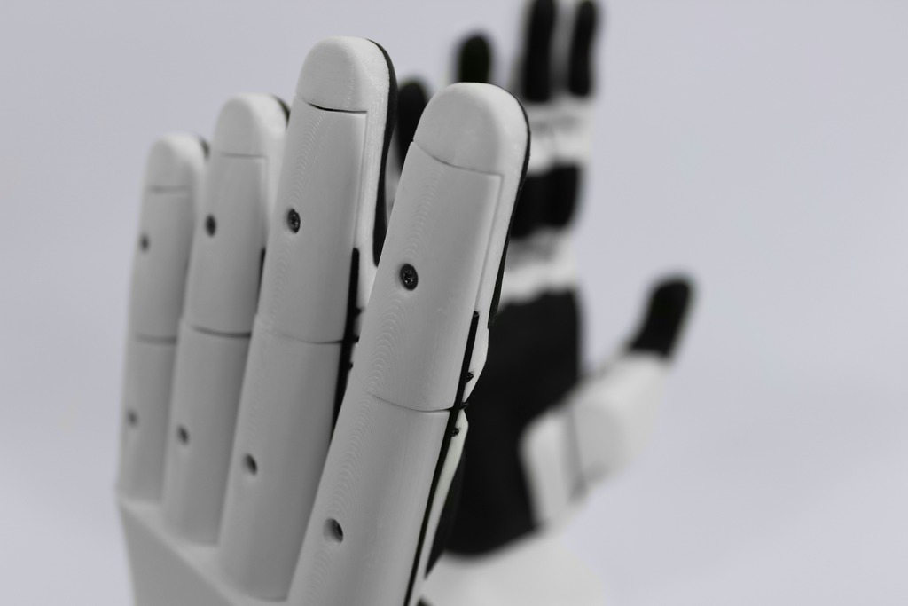 Роботизированная рука Brunel Hand 2.0