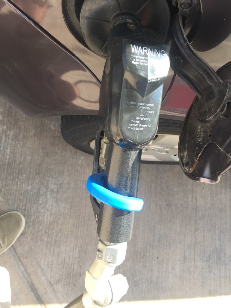 Клипса для газового насоса Gas Hold On-Clip