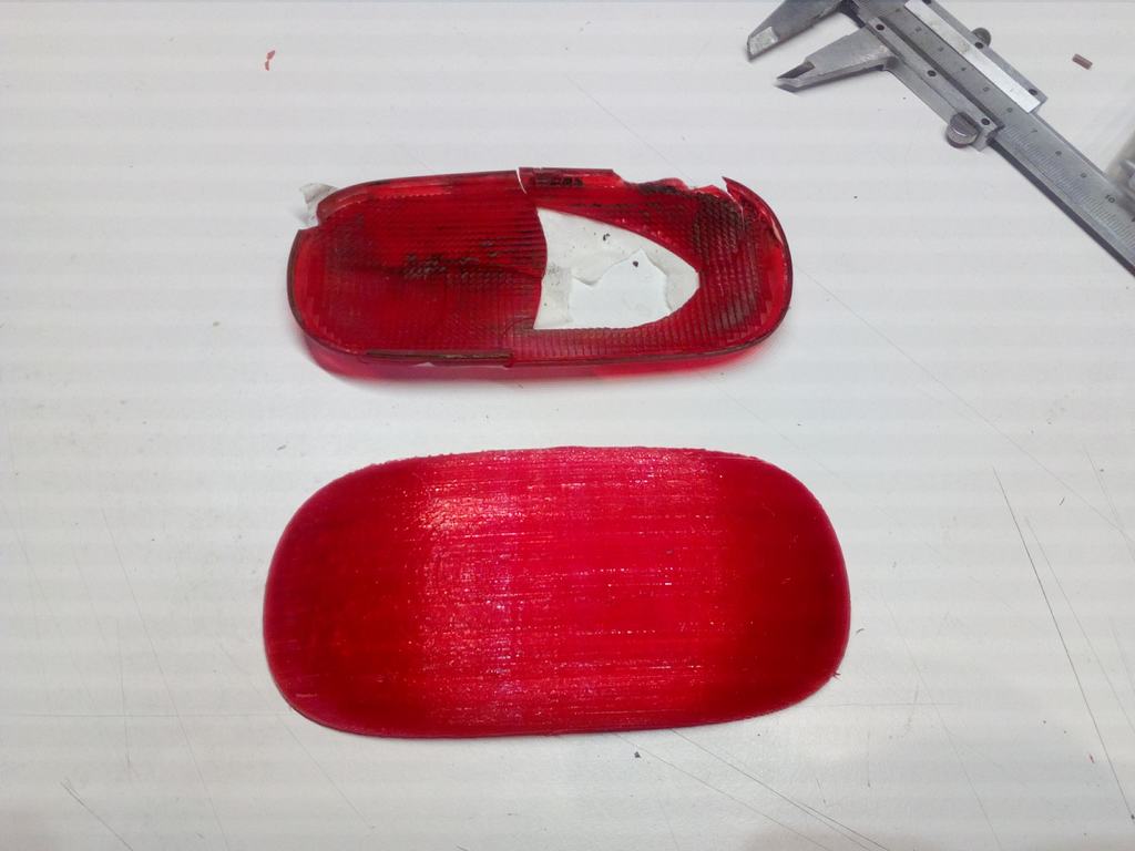 Третий стоп-сигнал для Opel Movano и Renault Master