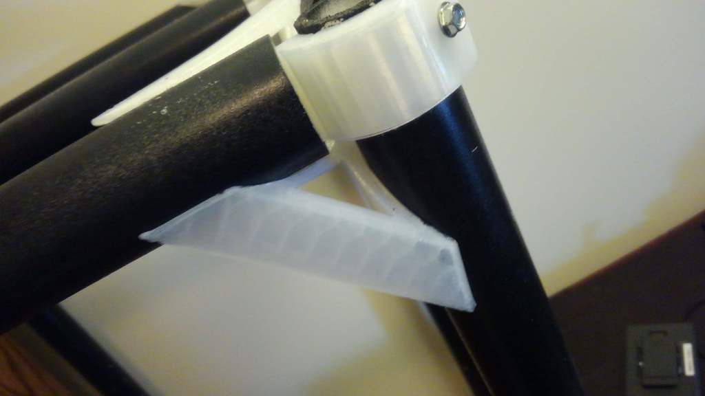 Plexus Open 1.0 - Уголок для полки