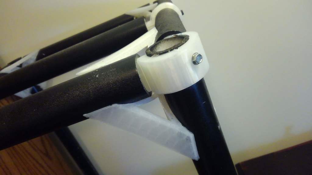 Plexus Open 1.0 - Уголок для полки