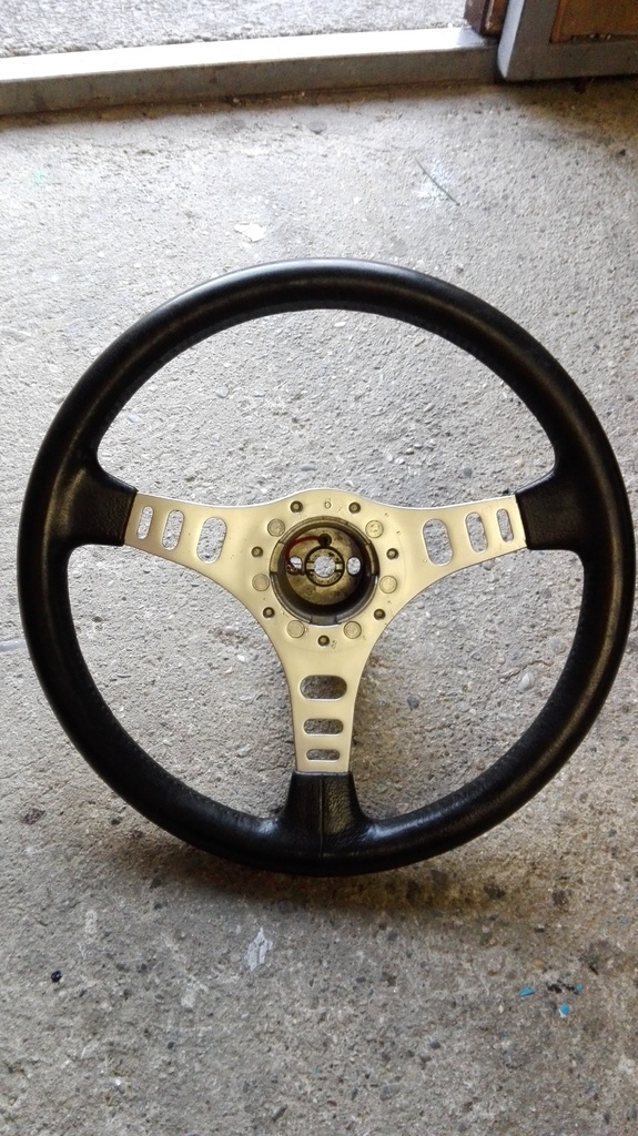 Крышка ступицы руля Opel Manta Ascona B Petri