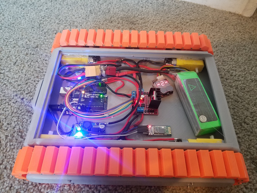 База RC танка с возможностью модификации