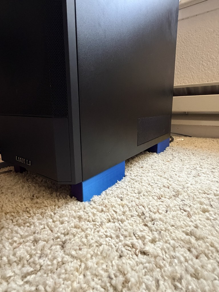 Удлинённые ножки для корпуса Lian Li Lancool 207