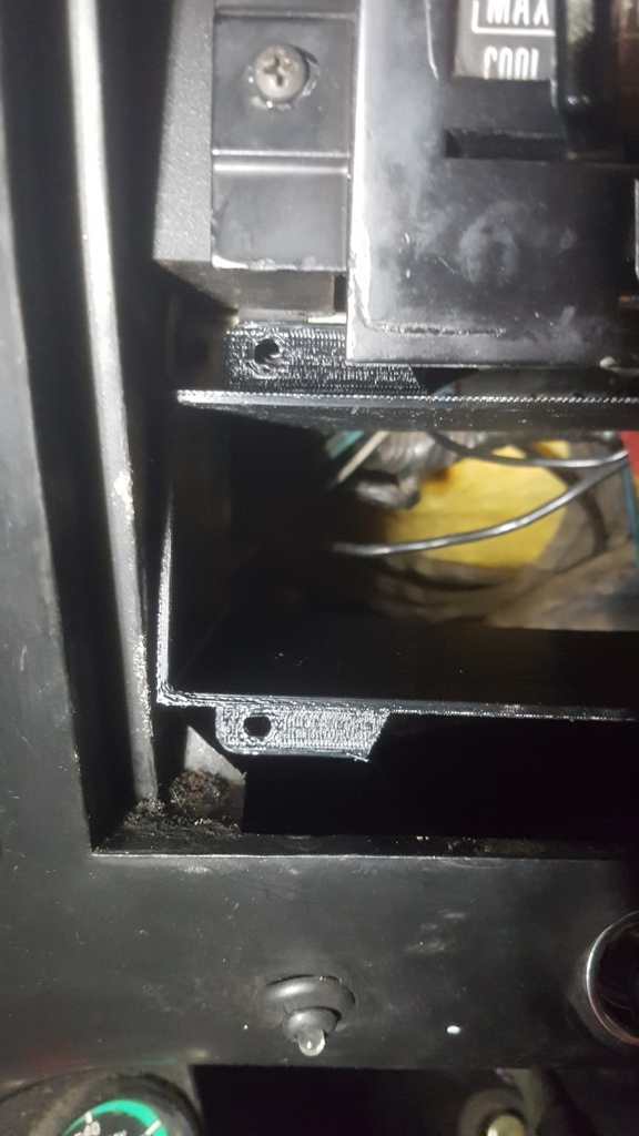 Держатель радио Ford Falcon 1972-1976