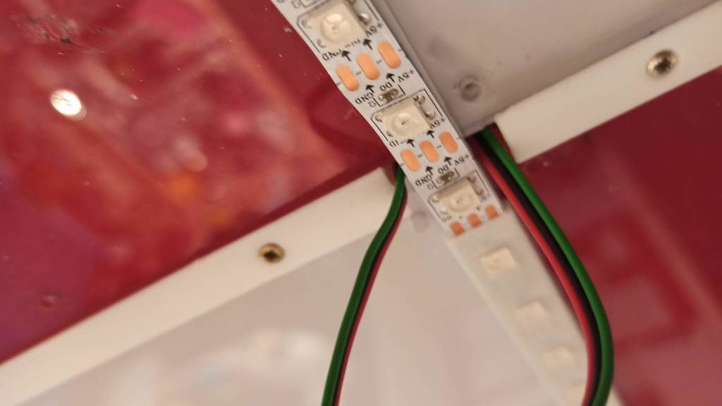 Крышка для светодиодной ленты WS2812