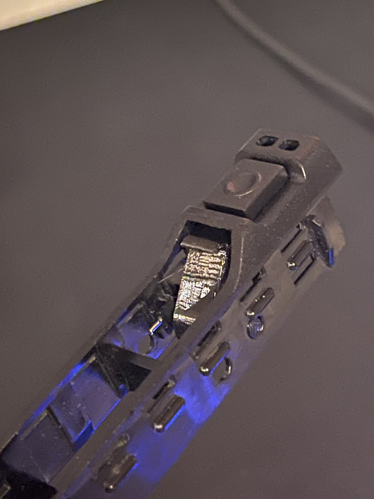 Замок для замены дисковода Dell Poweredge R610