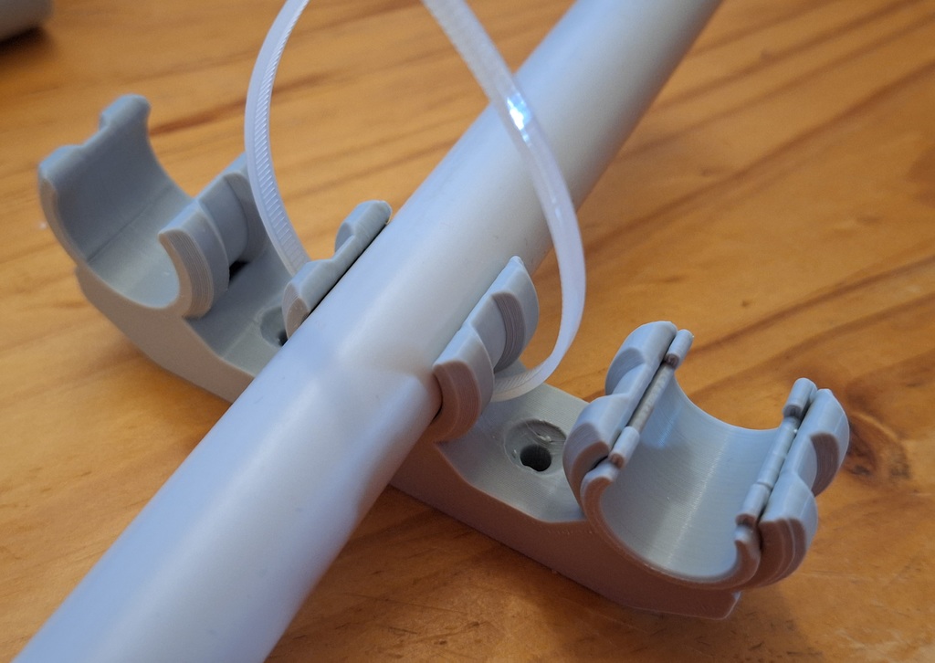 Клипсы для труб IRL D16, D20, D25