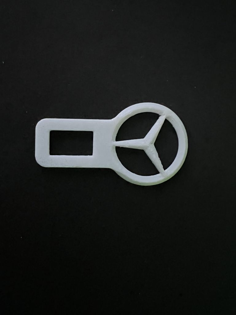 Заслонка для ремня безопасности с логотипом Mercedes Benz