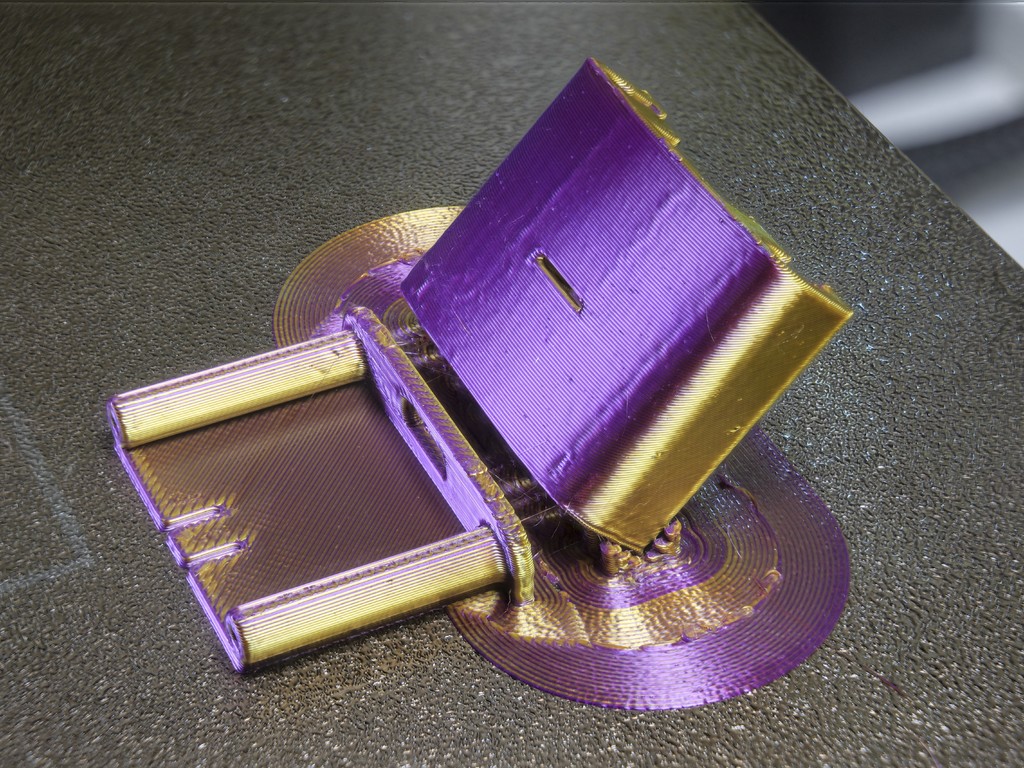 Компактное зарядное устройство для аккумуляторов Sony NP-FZ100