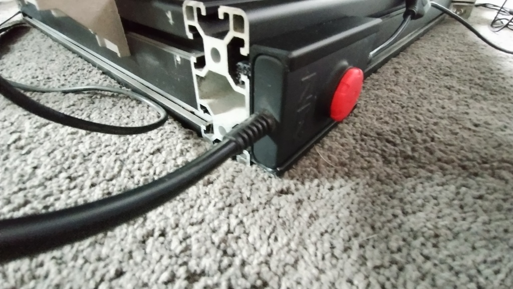 Держатель для пульта HF8 на алюминиевом профиле 8020