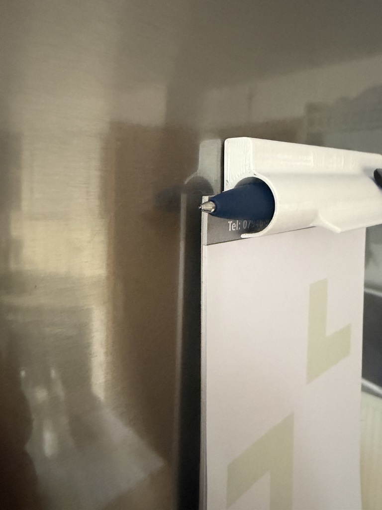 Держатель для заметок и ручки на холодильник