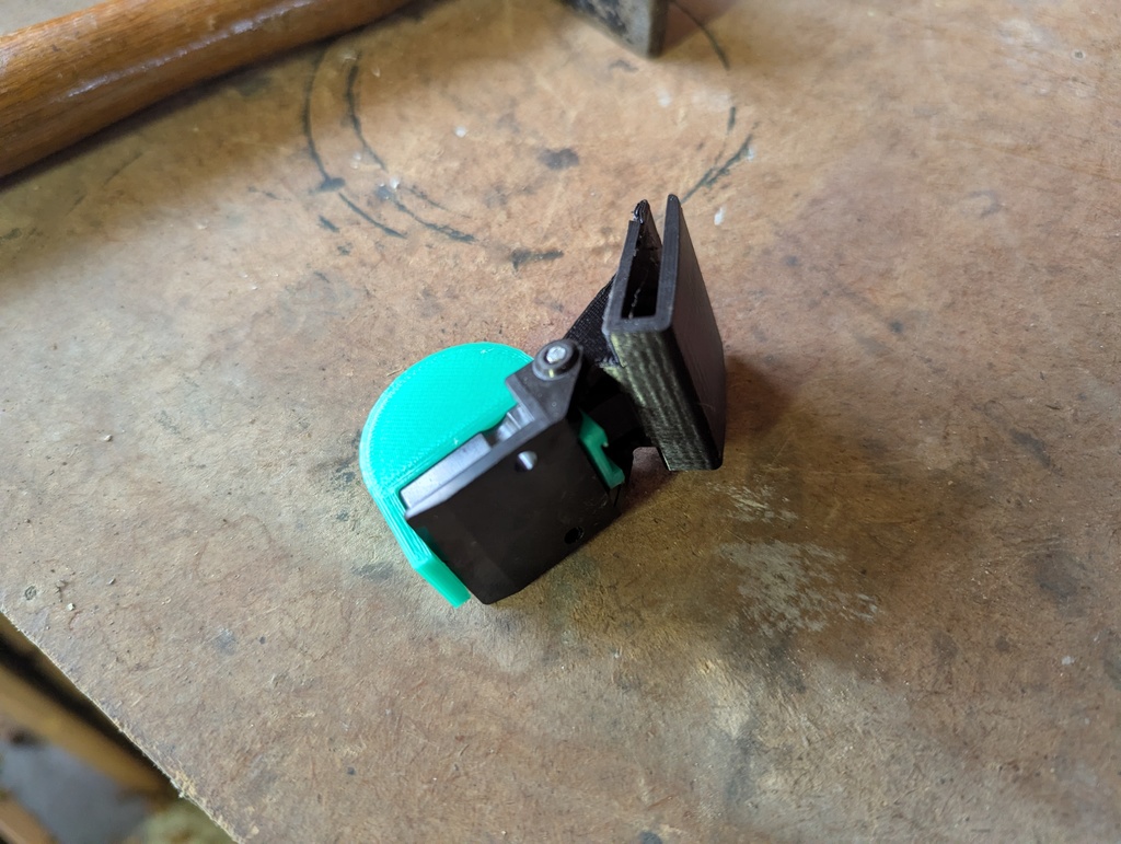 Кронштейн для сборки петли крышки ION TTUSB05