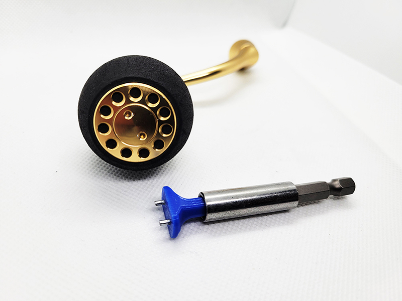 Инструмент для снятия крышки ручки Daiwa