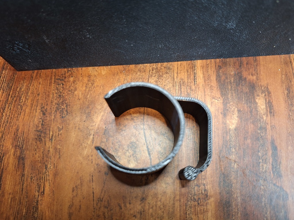 Клипса для стойки динамика