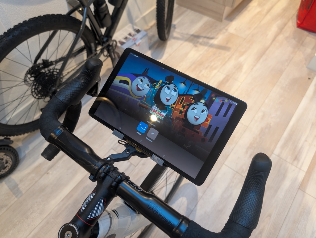 Держатель для планшета Garmin (30°) для велотренировок