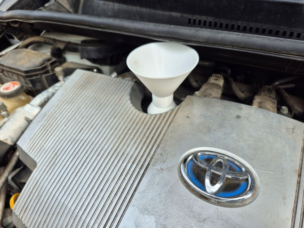 Безконтактная масляная воронка