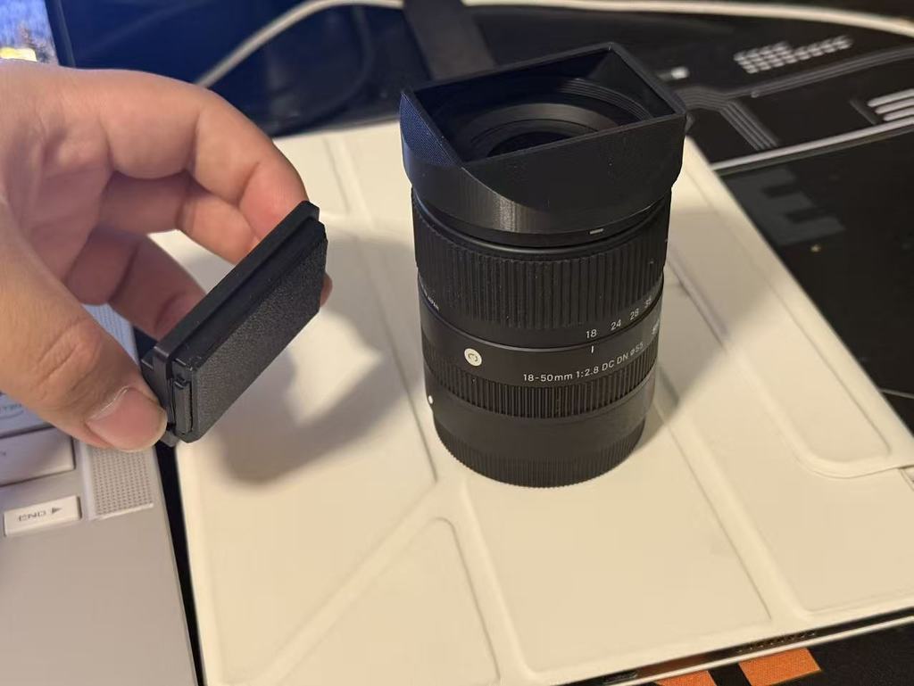 Компактный бленда для объектива Sigma 18-50