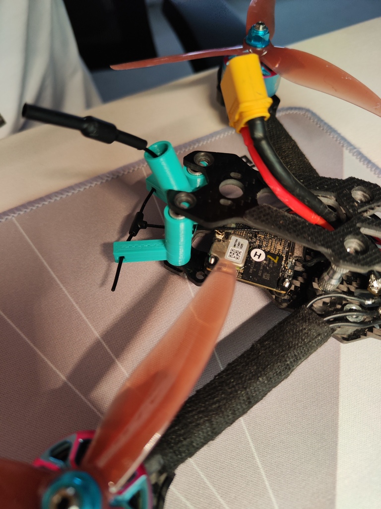 Хвост для o4 lite и антенны ELRS для рамы Mark 4