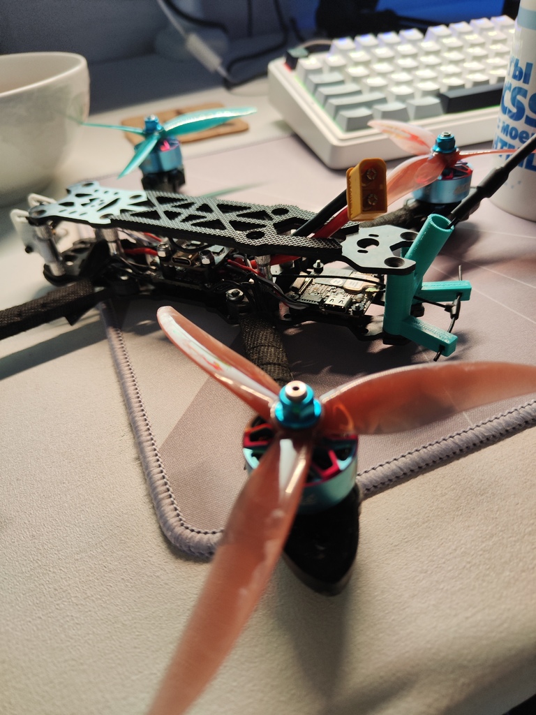 Хвост для o4 lite и антенны ELRS для рамы Mark 4