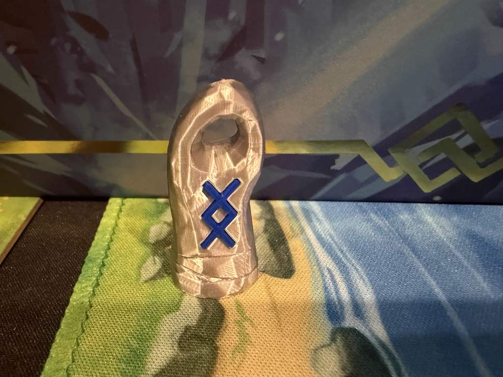 Модель надгробия Valheim с руной для настольной игры