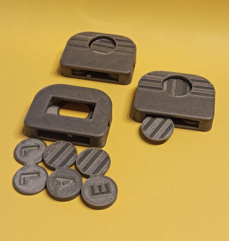 Пазл-кошелек Cast Wallet от Hanayama