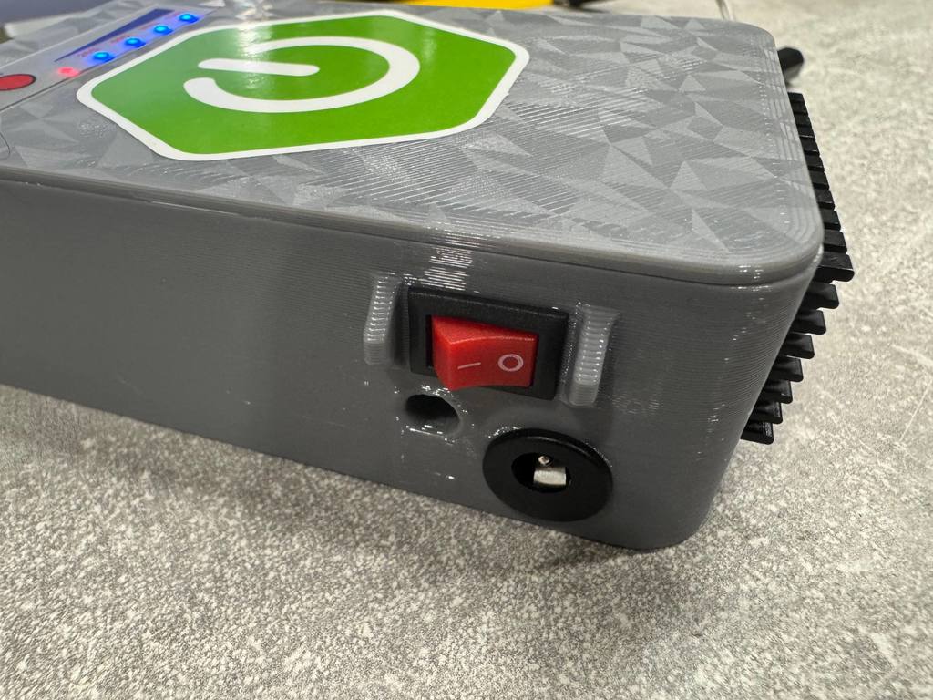 36W ИБП для маршрутизатора и других маломощных устройств