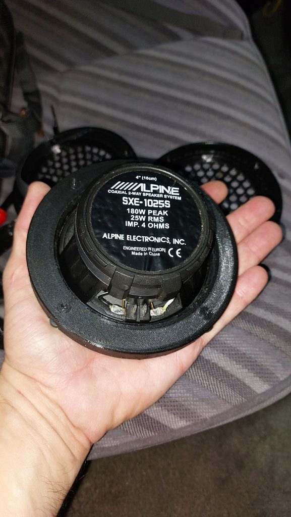 Решетка для динамика ALPINE SXE-1025S для Volkswagen Vanagon