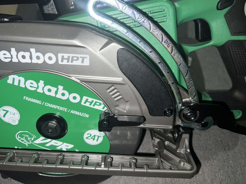 Пылезащитный кожух для пилы Metabo HPT