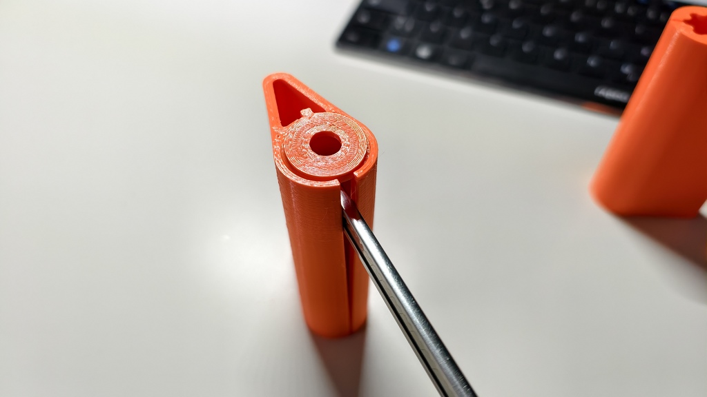 Выжималка для тюбиков 40 и 80 мм