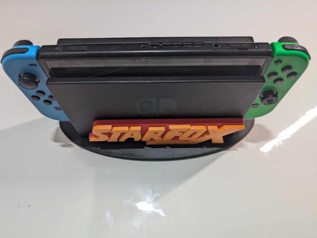 Чехол для док-станции Switch в стиле Star Fox