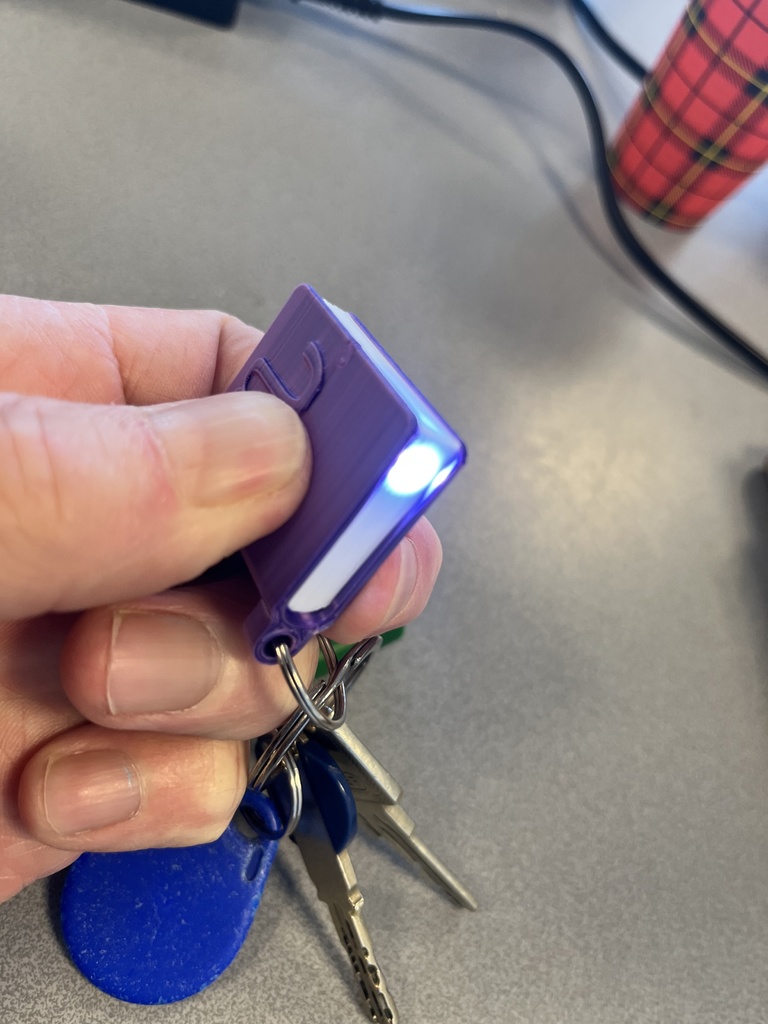 Ключница с LED и RFID меткой