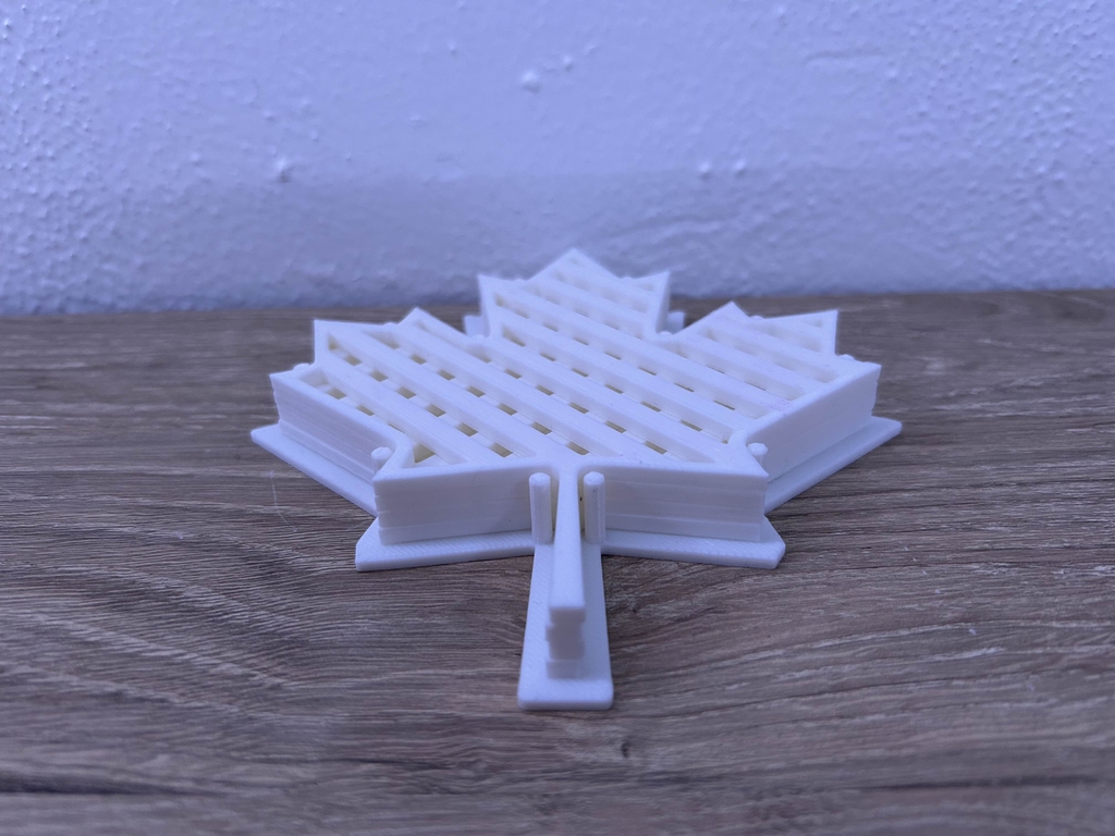 Набор подставок под чашки в форме листьев