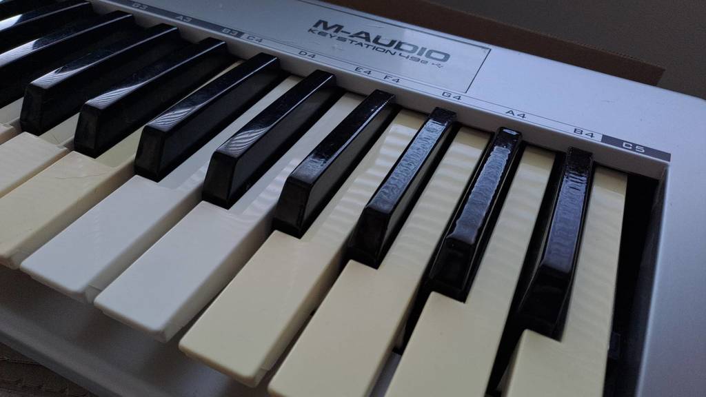 Чёрная клавиша для MIDI-контроллера M-Audio Keystation 49e
