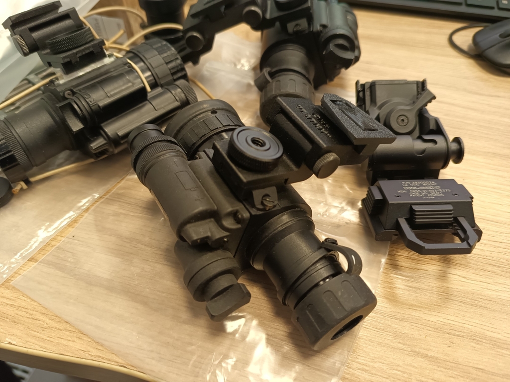 MNV-K NVG Артикулирующий ARM/Мост MK2