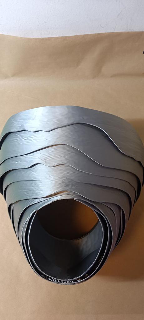 Искусственное гнездо ос для декора