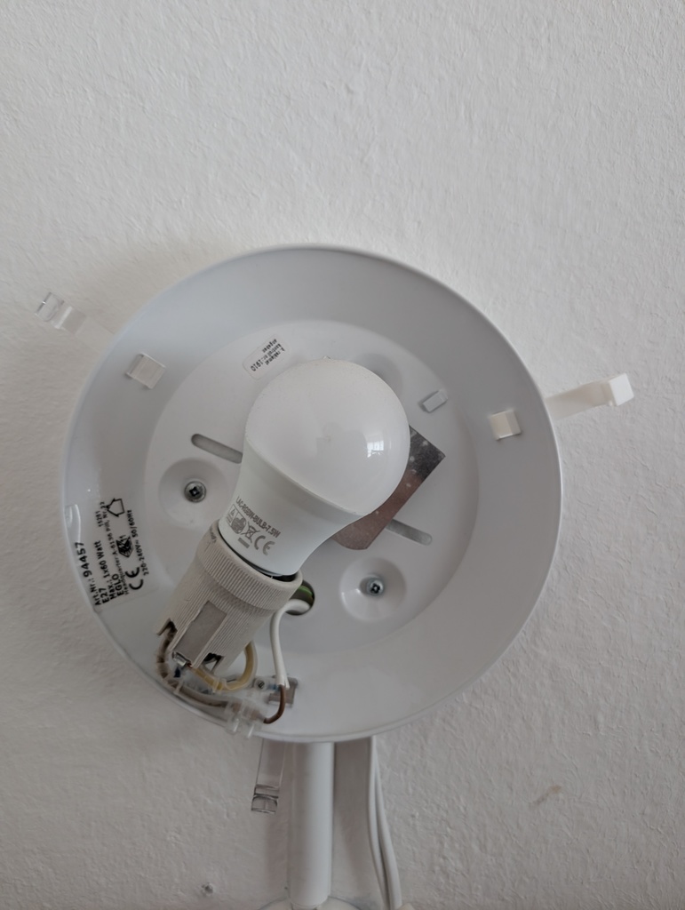 Зажим для абажура настенного или потолочного светильника