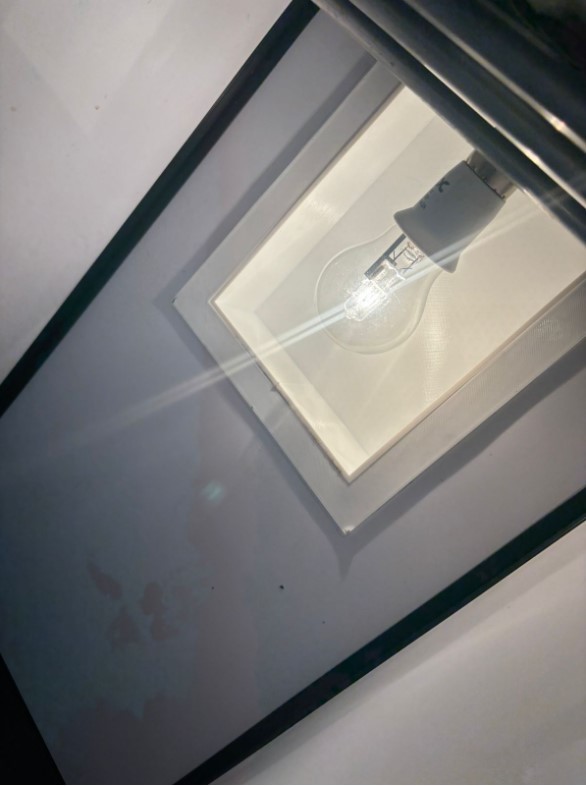 Разделитель для лампы для сушки билтонга