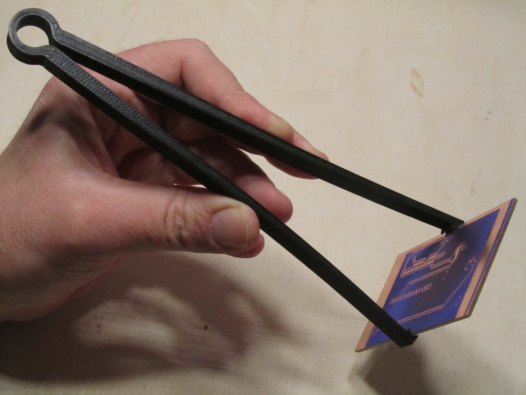 Щипцы для тонких плоских предметов