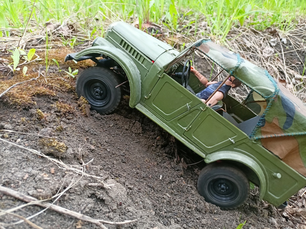 Модель RC GAZ-69A в масштабе 1/10