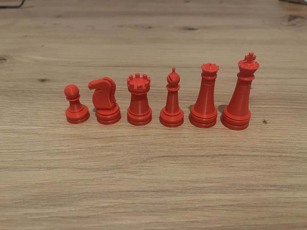 Шахматы с греческим узором