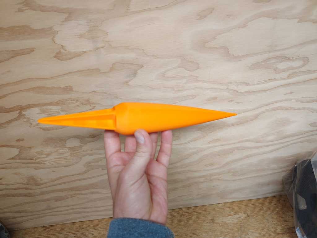 Глазки и Нос-Морковка для Снеговика