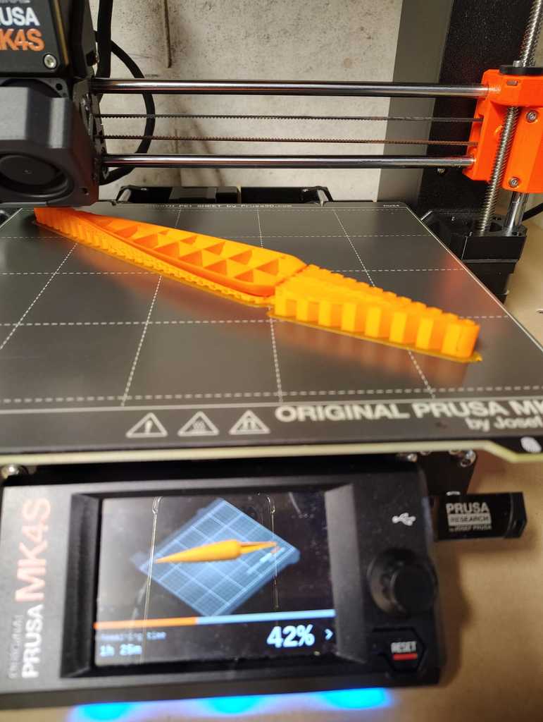 Глазки и Нос-Морковка для Снеговика