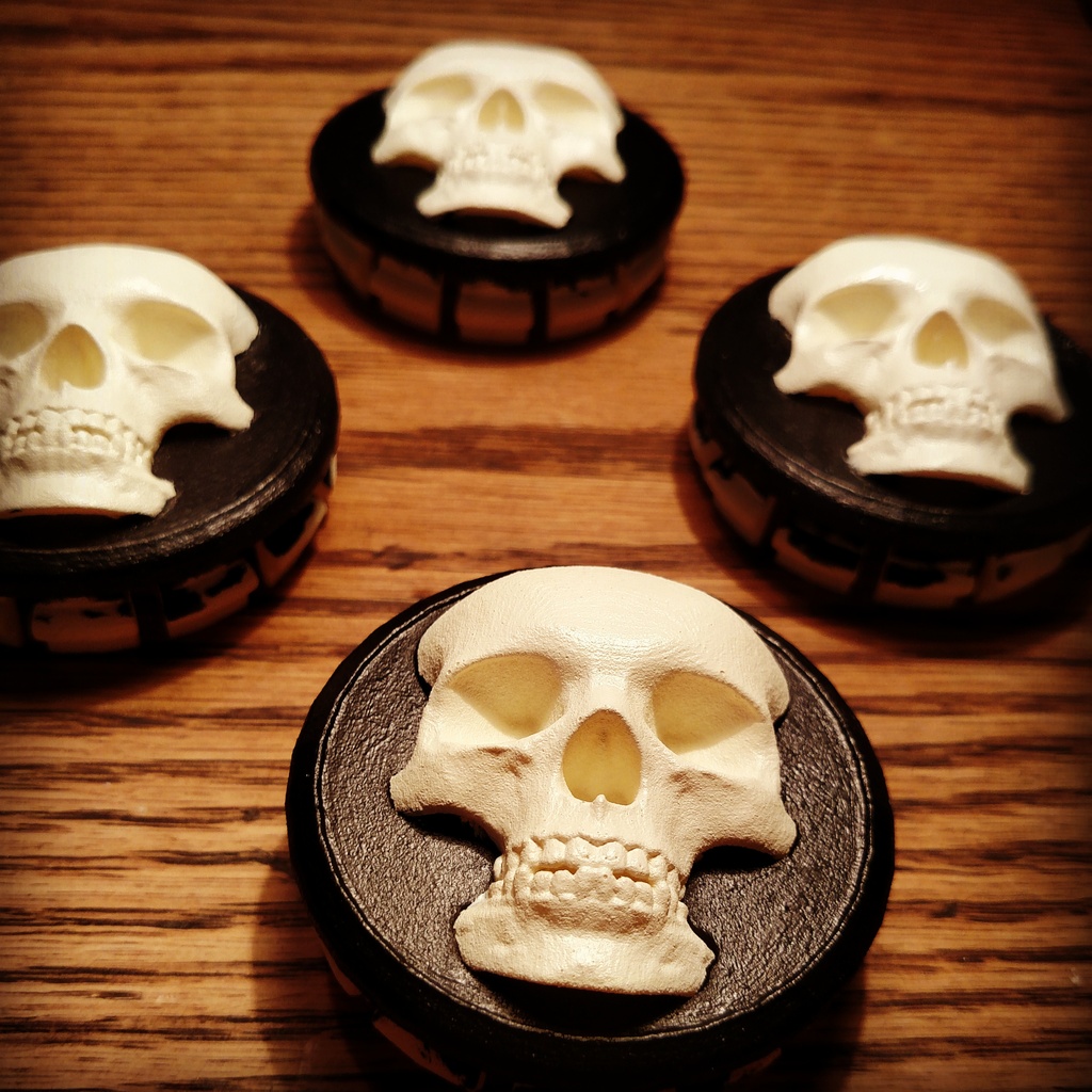 Готическая накладка для колес вашего гибрида