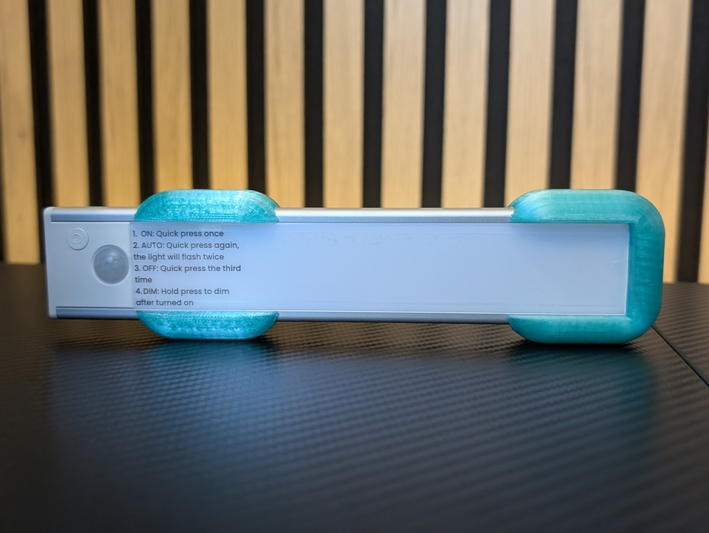 Крепление для LED-лампы в багажник на крыше