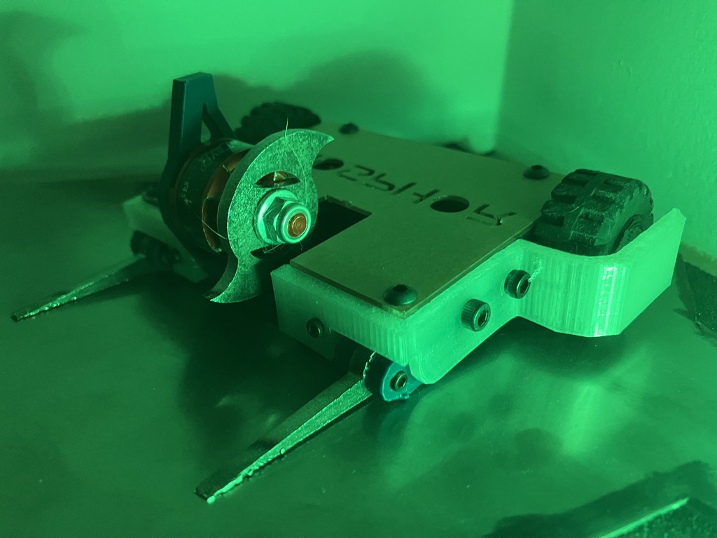 Боевой робот Isotope 150 грамм